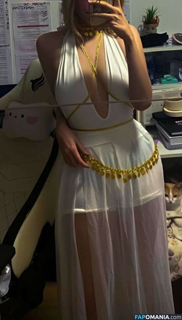 Lorena Orsi / Namorada do Cellbit / lorenaaorsi Naakt OnlyFans  Gelekte foto #5