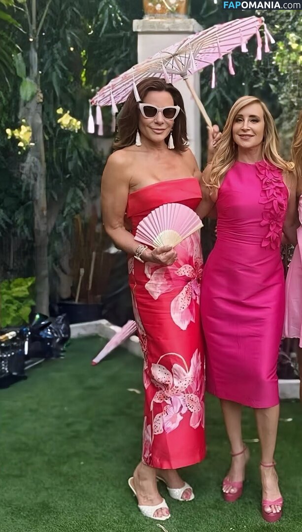 Luann De Lesseps Naakt OnlyFans  Gelekte foto #5
