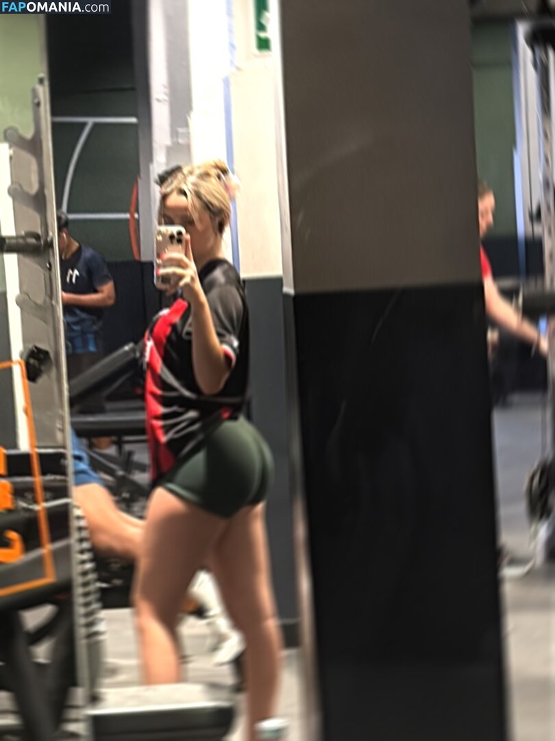 Lucia Balaguer / luciabalaguerr Naakt OnlyFans  Gelekte foto #12