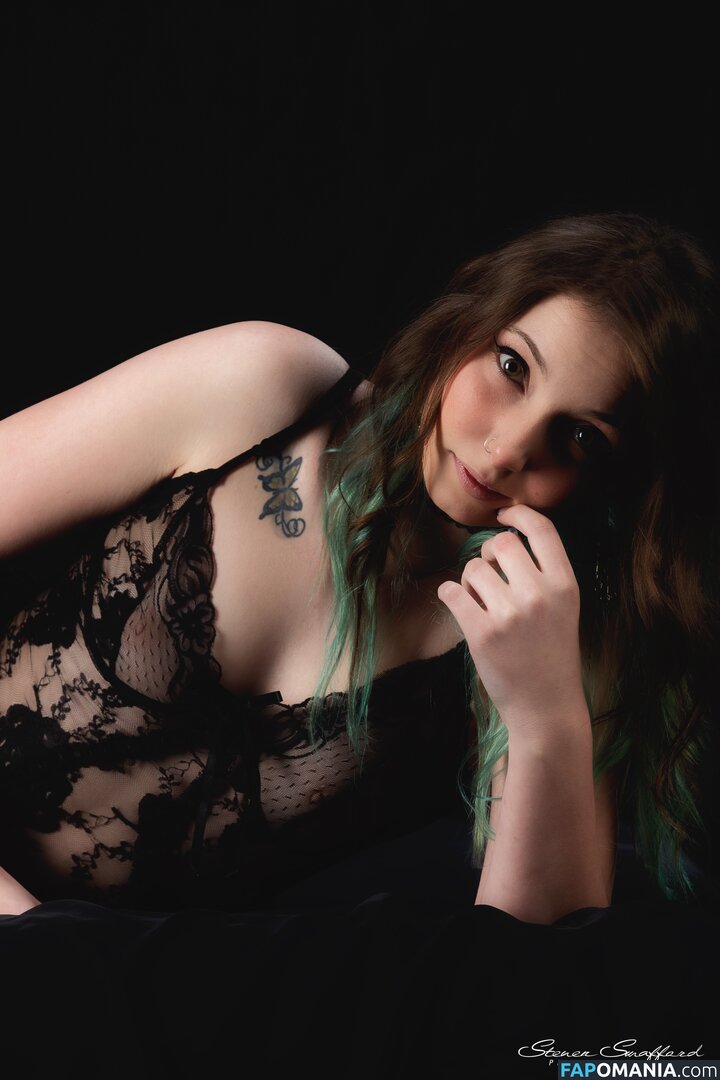 Luckicharmed / lucki.charmed Naakt OnlyFans  Gelekte foto #14