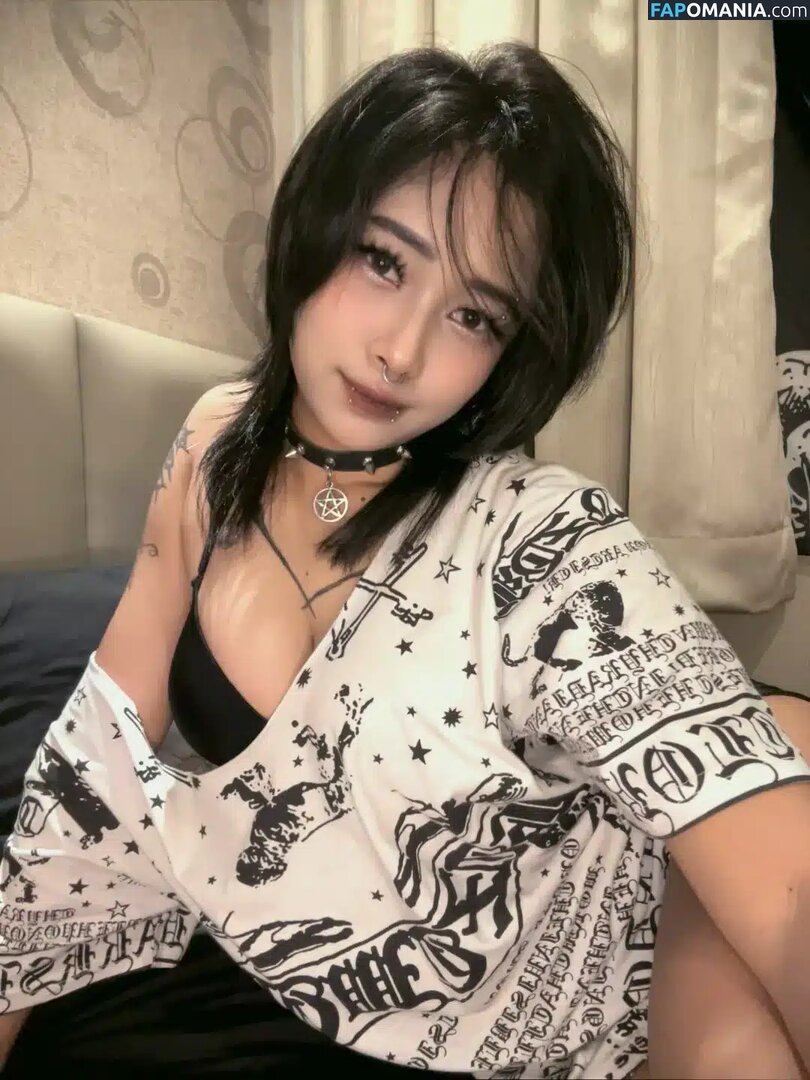 Luna Domsyou Naakt OnlyFans  Gelekte foto #5