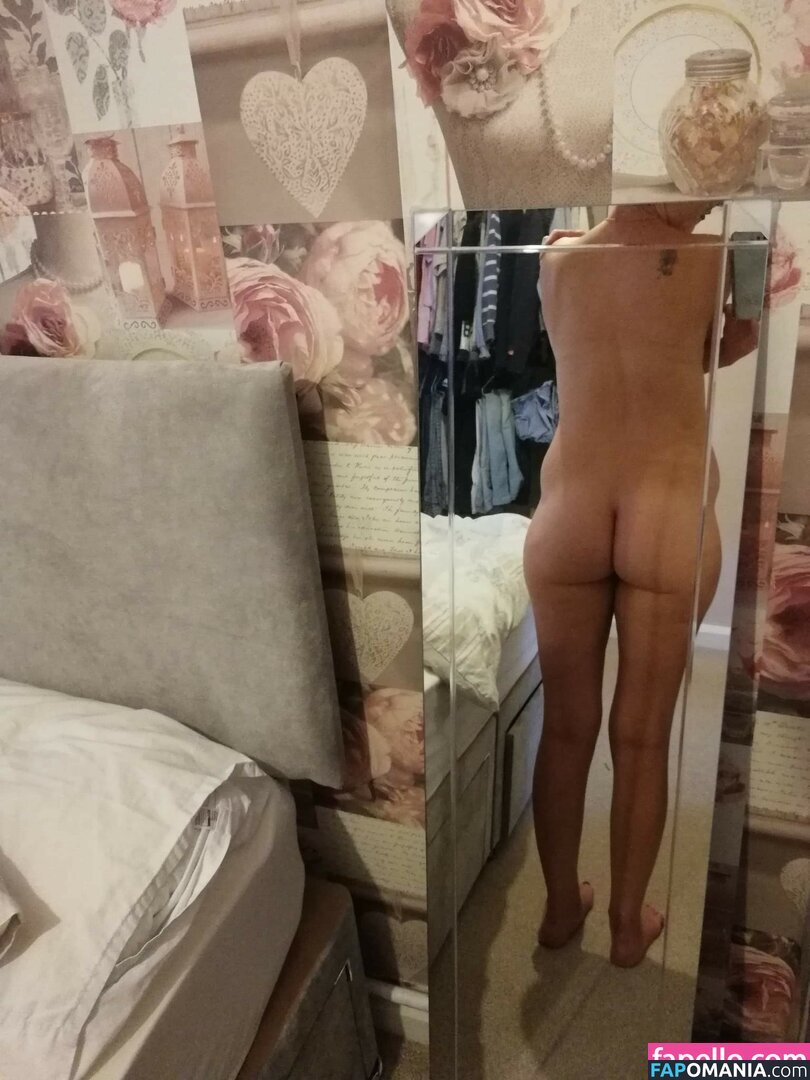 Lyl_24 / layla_24 Naakt OnlyFans  Gelekte foto #3