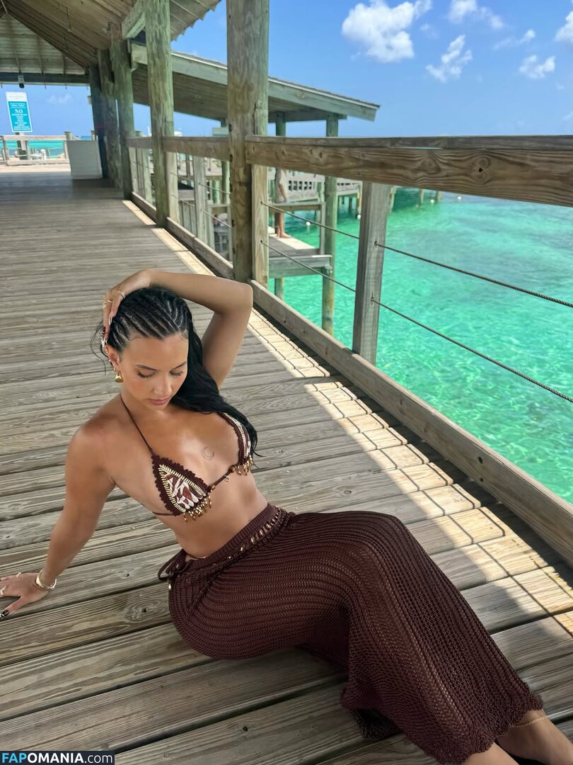 Lynn Kainoa / lynn.kainoa Naakt OnlyFans  Gelekte foto #7