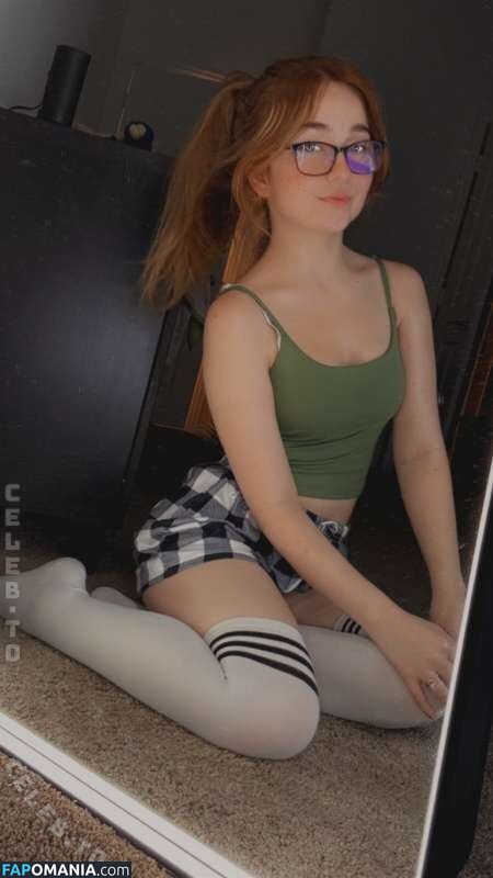 Lyssaurora / https: Naakt OnlyFans  Gelekte foto #336