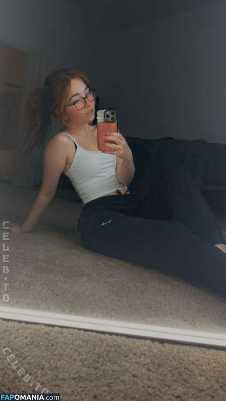 Lyssaurora / https: Naakt OnlyFans  Gelekte foto #359