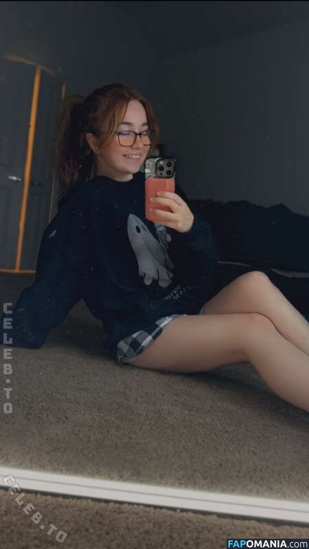 Lyssaurora / https: Naakt OnlyFans  Gelekte foto #369