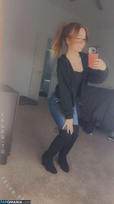 Lyssaurora / https: Naakt OnlyFans  Gelekte foto #380