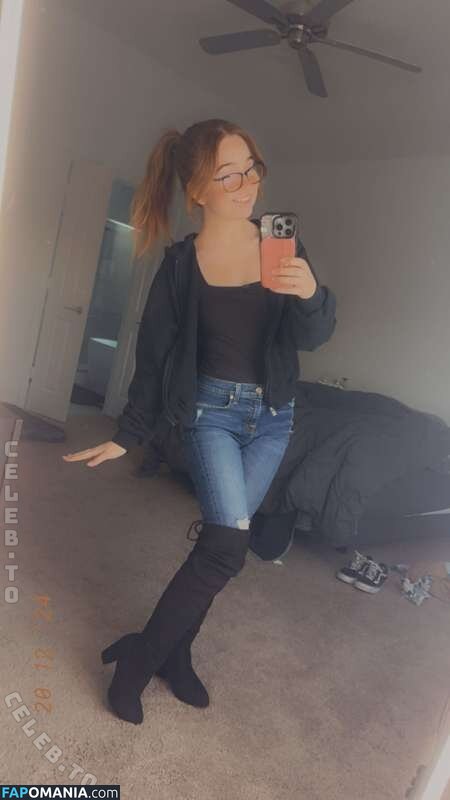 Lyssaurora / https: Naakt OnlyFans  Gelekte foto #383