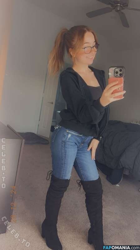 Lyssaurora / https: Naakt OnlyFans  Gelekte foto #396