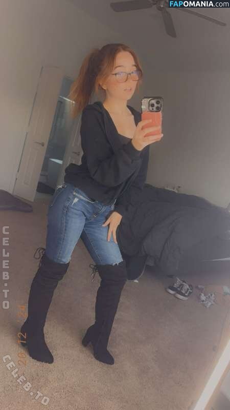 Lyssaurora / https: Naakt OnlyFans  Gelekte foto #397
