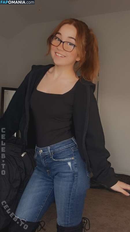 Lyssaurora / https: Naakt OnlyFans  Gelekte foto #399
