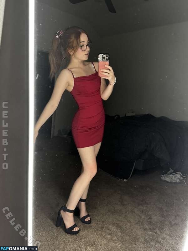 Lyssaurora / https: Naakt OnlyFans  Gelekte foto #413