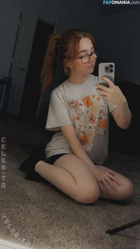 Lyssaurora / https: Naakt OnlyFans  Gelekte foto #421