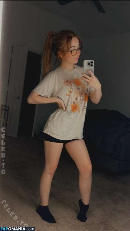 Lyssaurora / https: Naakt OnlyFans  Gelekte foto #428