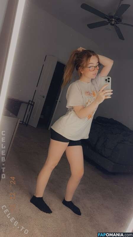 Lyssaurora / https: Naakt OnlyFans  Gelekte foto #429