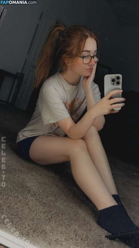 Lyssaurora / https: Naakt OnlyFans  Gelekte foto #430