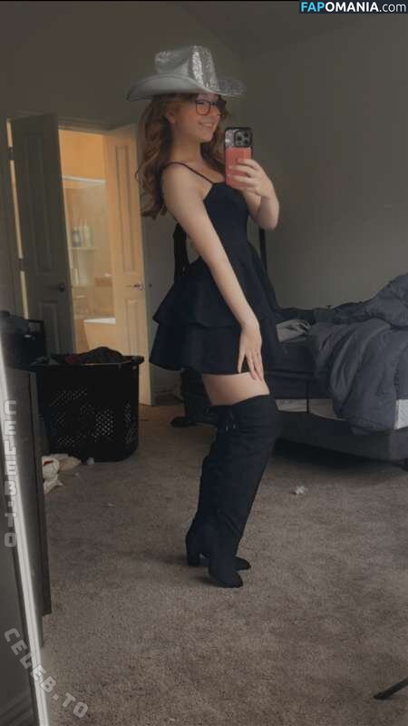 Lyssaurora / https: Naakt OnlyFans  Gelekte foto #479