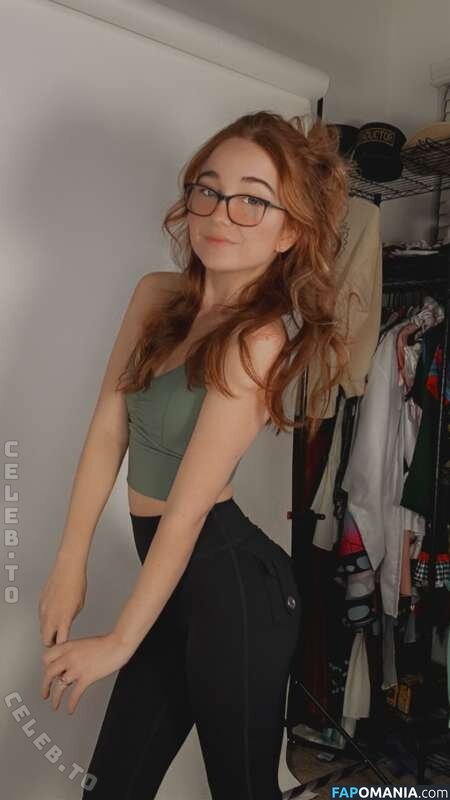 Lyssaurora / https: Naakt OnlyFans  Gelekte foto #513