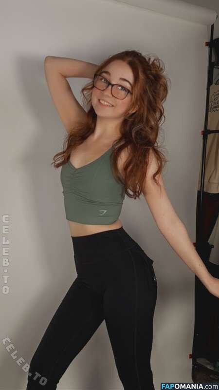 Lyssaurora / https: Naakt OnlyFans  Gelekte foto #517