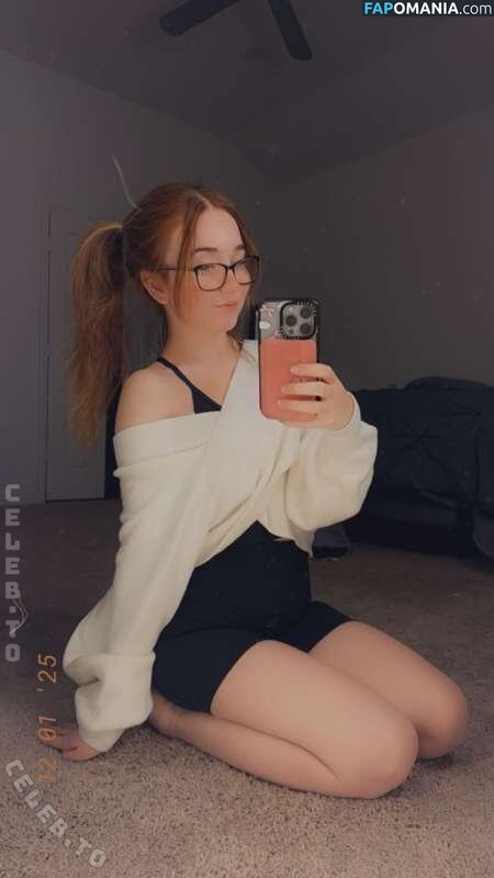 Lyssaurora / https: Naakt OnlyFans  Gelekte foto #533