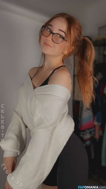 Lyssaurora / https: Naakt OnlyFans  Gelekte foto #534
