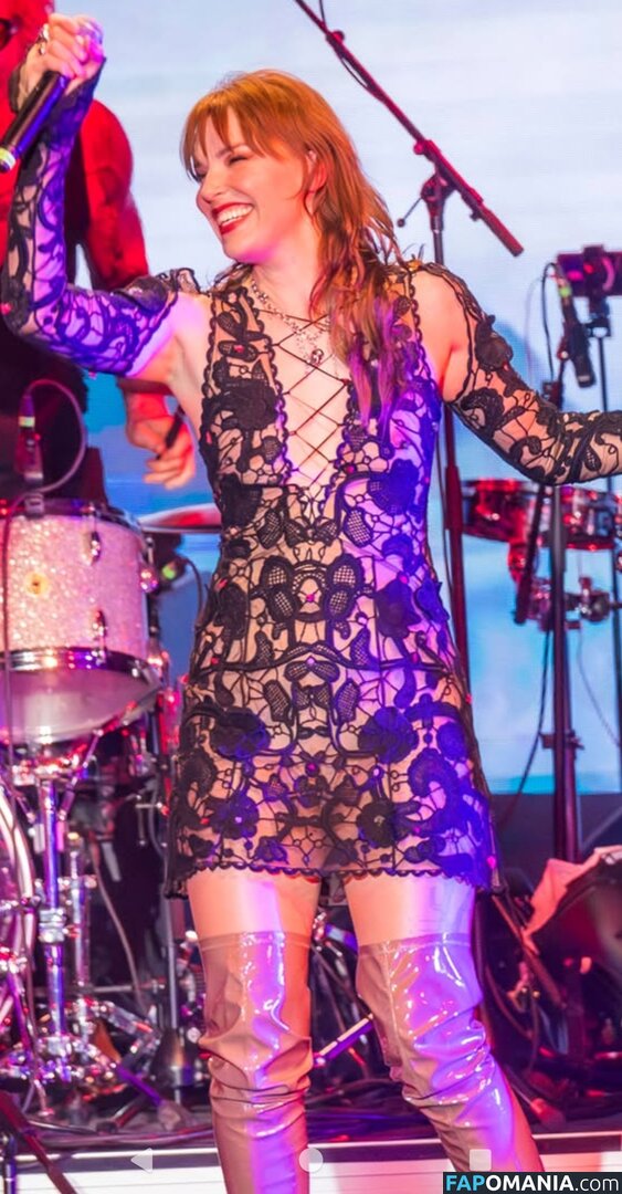 Lzzy Hale / officiallzzyhale Naakt OnlyFans  Gelekte foto #1