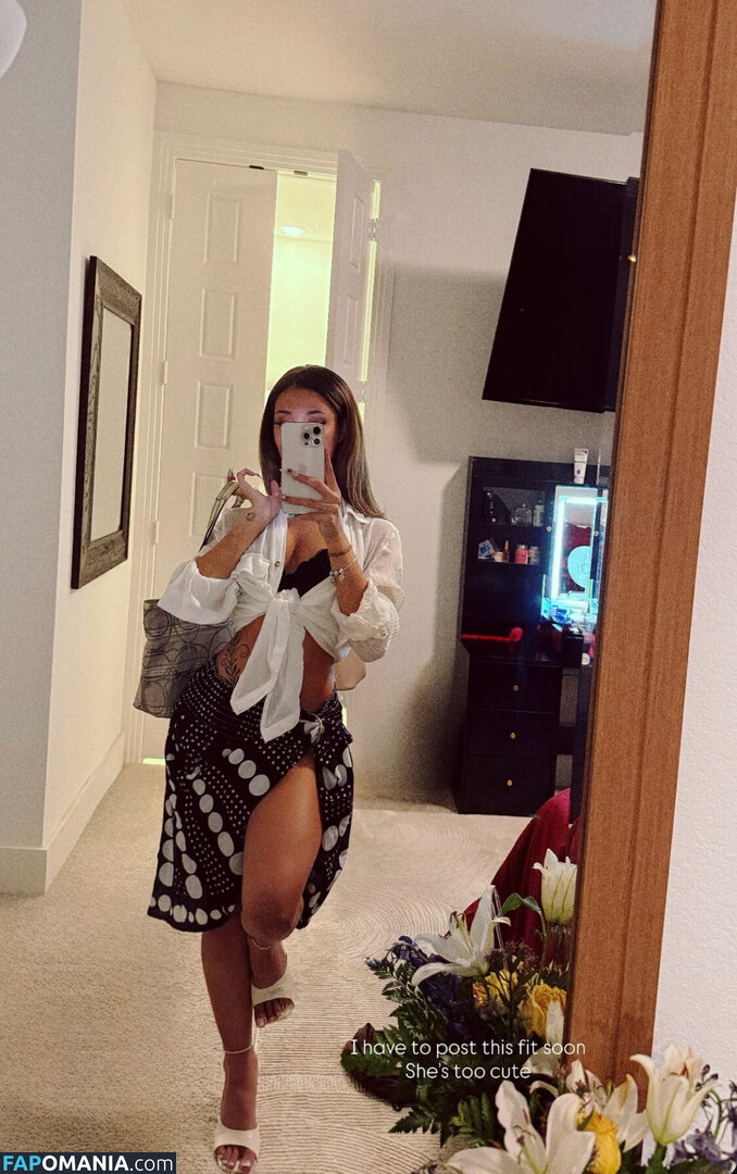 m1a_.r4ven / miaraven Naakt OnlyFans  Gelekte foto #1