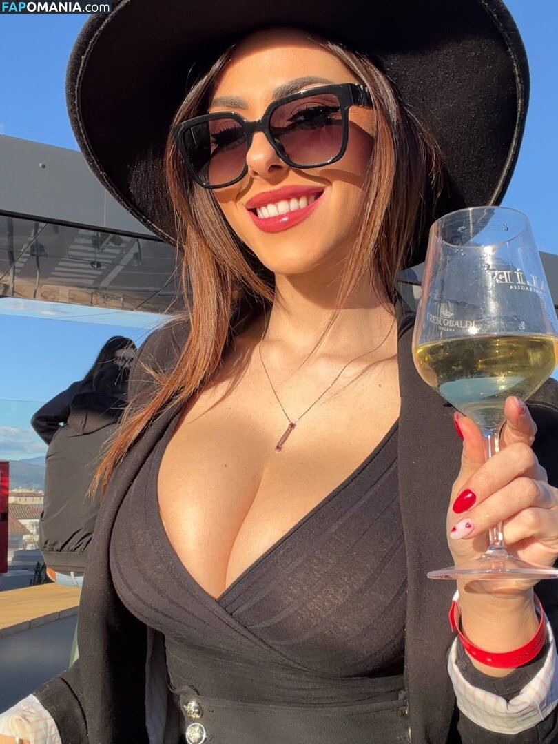 Maddalena Cabizzosu / madame_x_93 / madamex93 Naakt OnlyFans  Gelekte foto #13