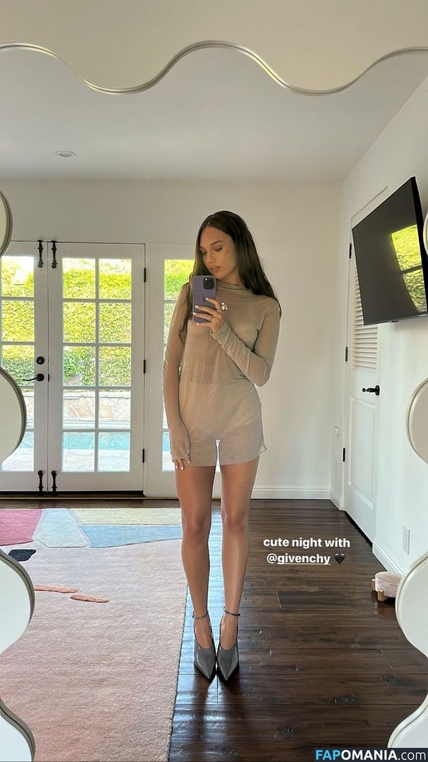 Maddie Ziegler / maddieziegler Naakt OnlyFans  Gelekte foto #9