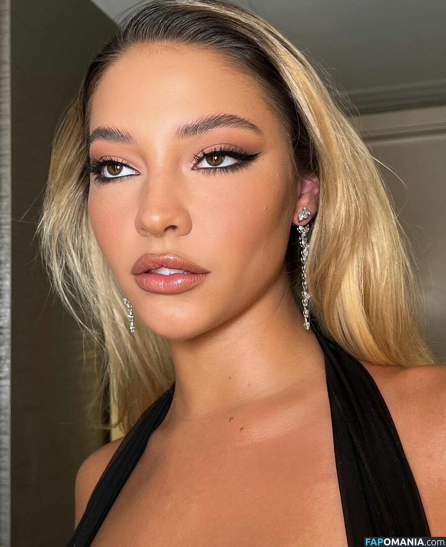 Madelyn Cline / madelyncline Naakt OnlyFans  Gelekte foto #269