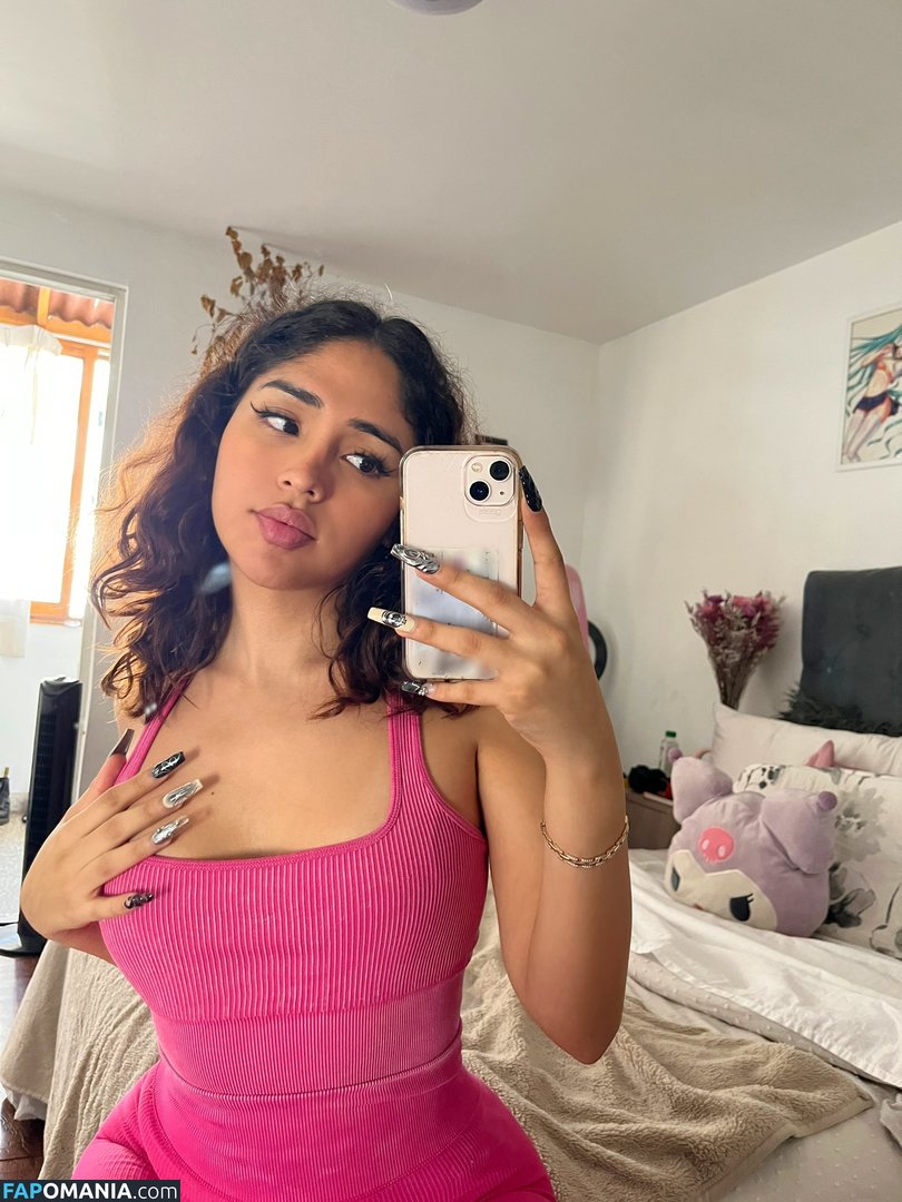 mademoiselle.gia / mademoisellegia / peruvianputa Naakt OnlyFans  Gelekte foto #9