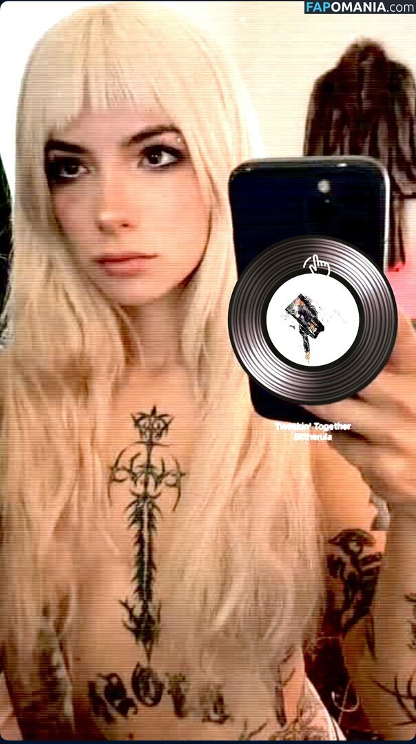 madhousemila / shelbyrita_lee Naakt OnlyFans  Gelekte foto #6