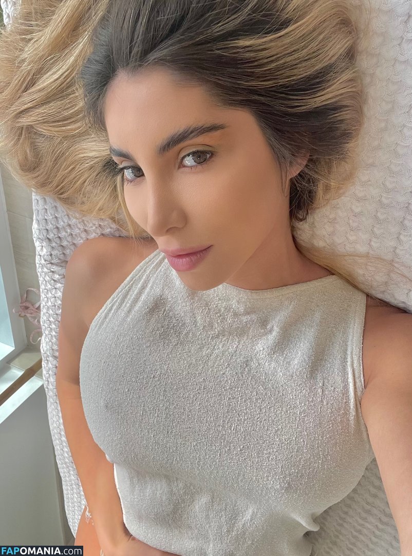 Madlen / esmeraldai / esmeraldai_xx / madlenesmer Naakt OnlyFans  Gelekte foto #22