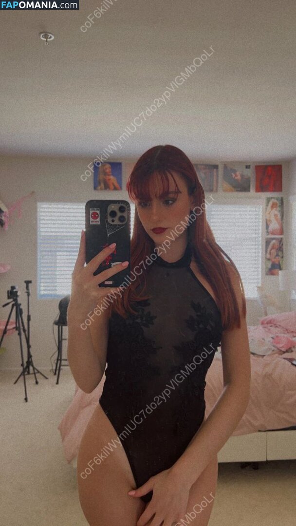 Magazine.rooster / Maggie Roscher Naakt OnlyFans  Gelekte foto #16