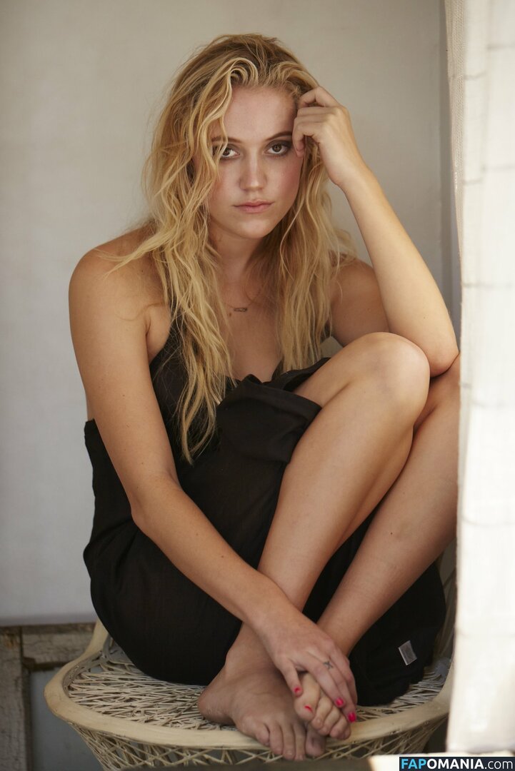 Maika Monroe / maikamonroe Naakt OnlyFans  Gelekte foto #11