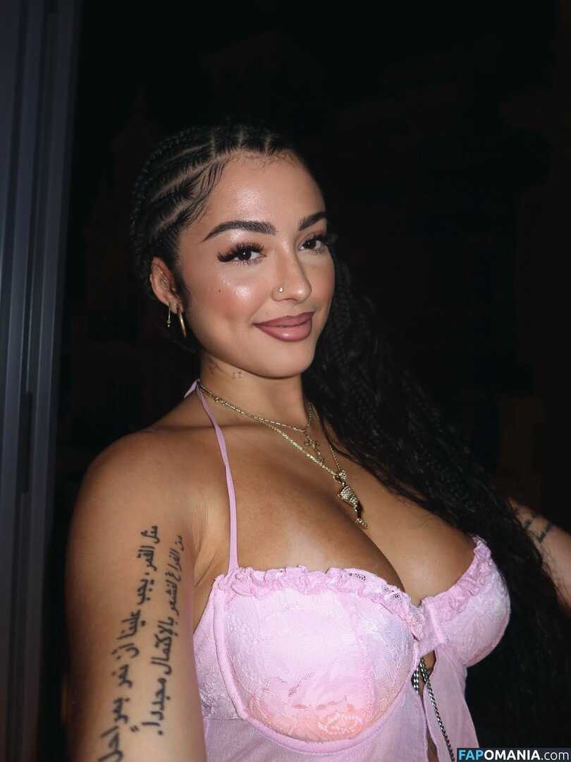 Malu Trevejo / malutrevejo / malutrevejo18 Naakt OnlyFans  Gelekte foto #117