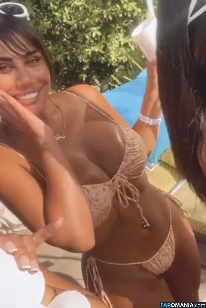 Mandi Vakili / mandi_vakili Naakt OnlyFans  Gelekte foto #16