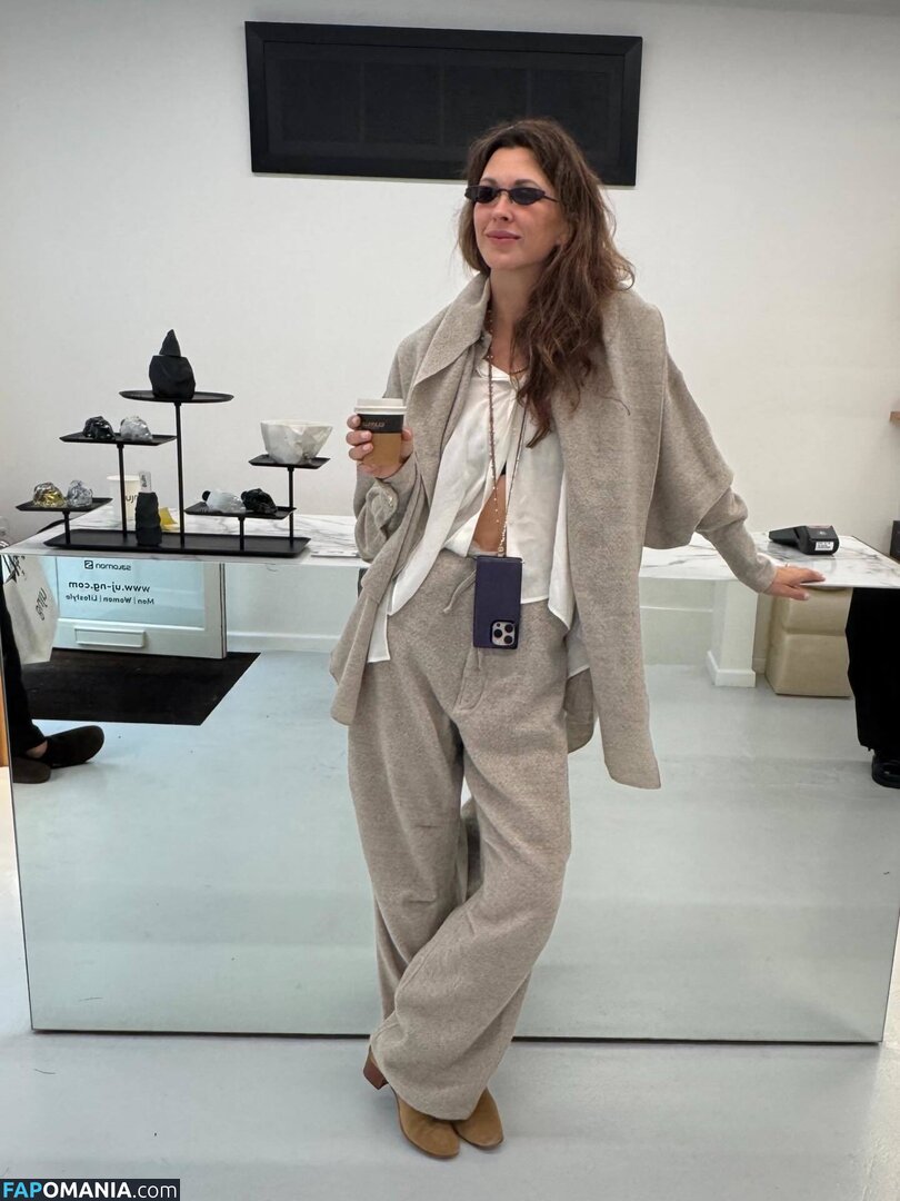 Margo Stilley / margostilley Naakt OnlyFans  Gelekte foto #4