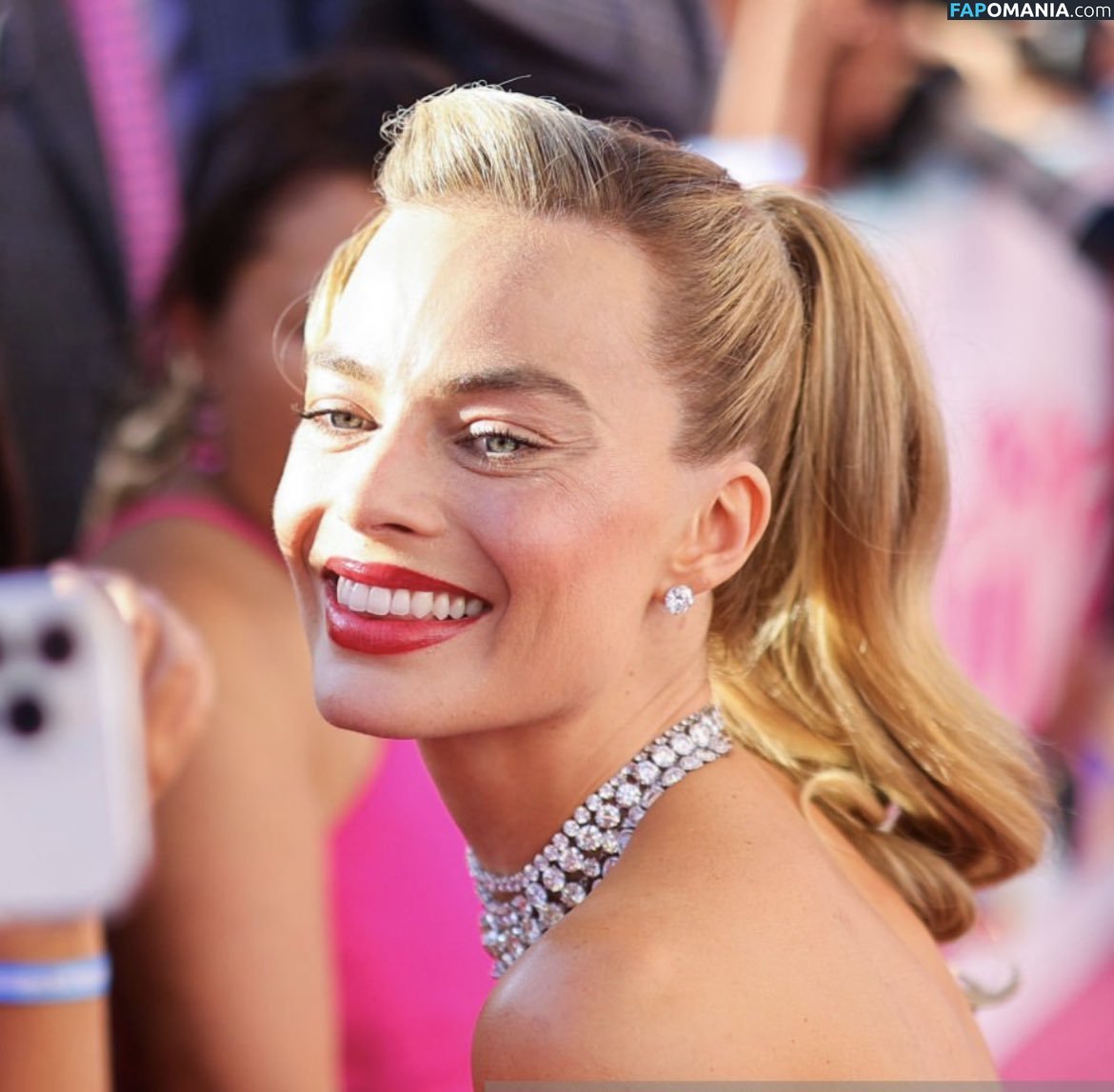 Margot Robbie Naakt Gelekte foto #200