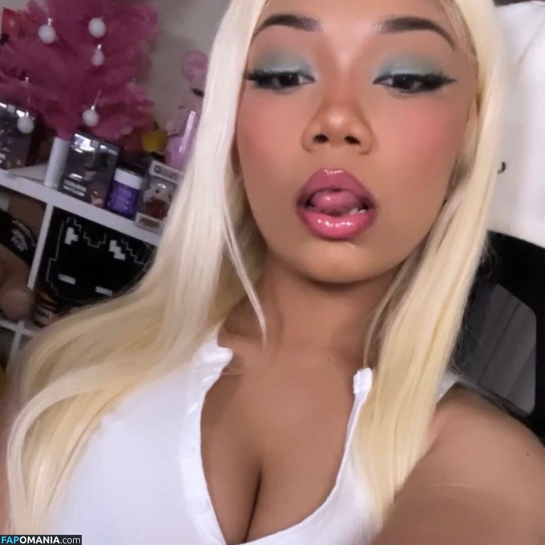 MARI / killm4ri / mariiiisel Naakt OnlyFans  Gelekte foto #2