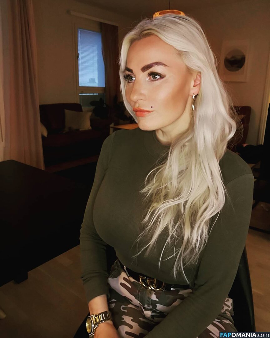 Marika Fingerroos / MarikaFinkku / fingerroos.marika / marikafingerroos Naakt OnlyFans  Gelekte foto #50