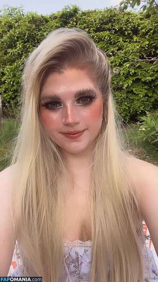 Marina Joyce / marinamewmeow Naakt OnlyFans  Gelekte foto #5