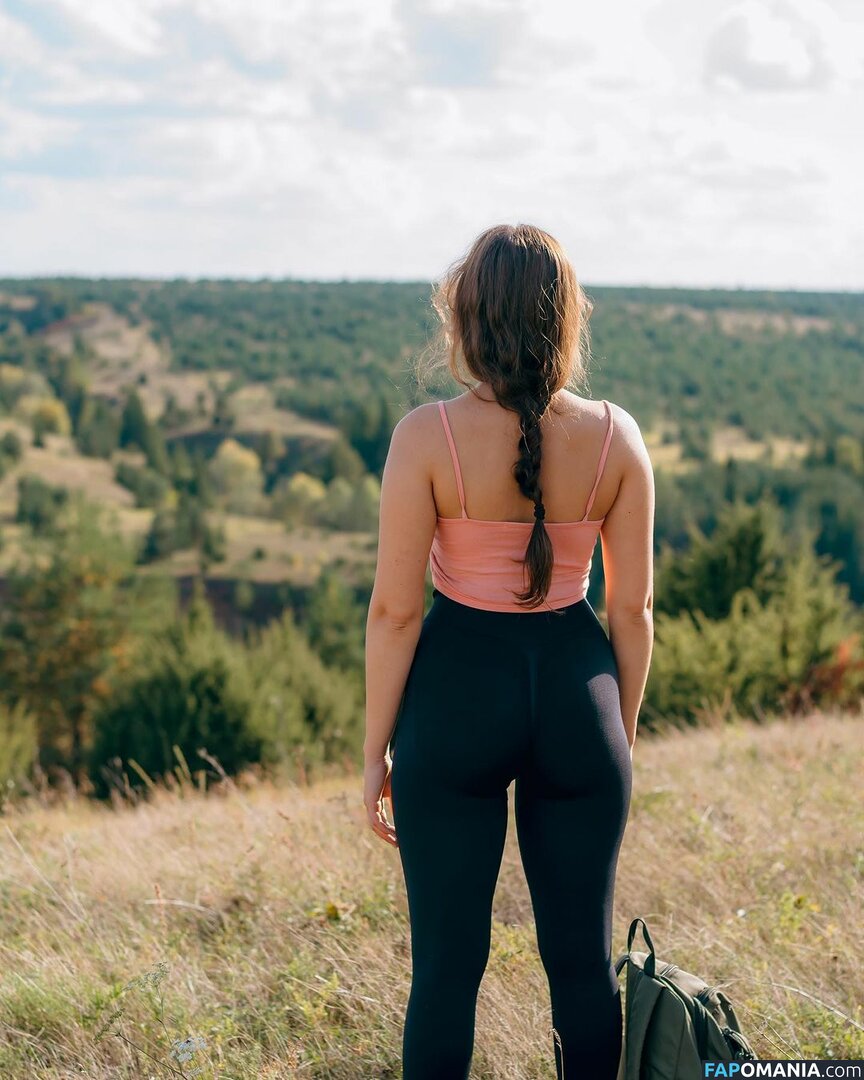 Marusya Shiklina / Marusya outdoors / marusya / marusya.shiklina Naakt OnlyFans  Gelekte foto #33