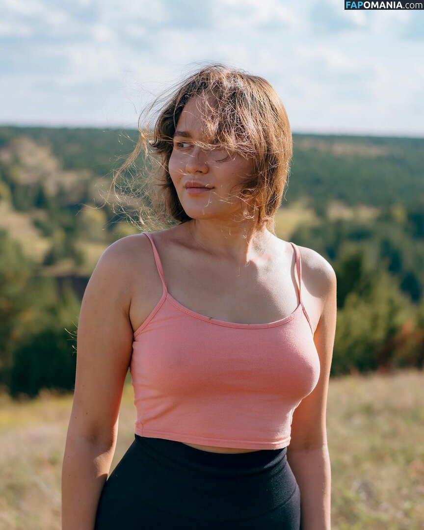 Marusya Shiklina / Marusya outdoors / marusya / marusya.shiklina Naakt OnlyFans  Gelekte foto #35