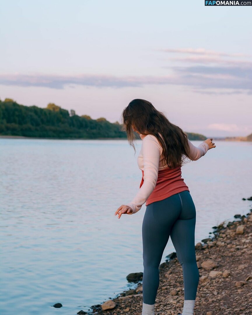 Marusya Shiklina / Marusya outdoors / marusya / marusya.shiklina Naakt OnlyFans  Gelekte foto #71
