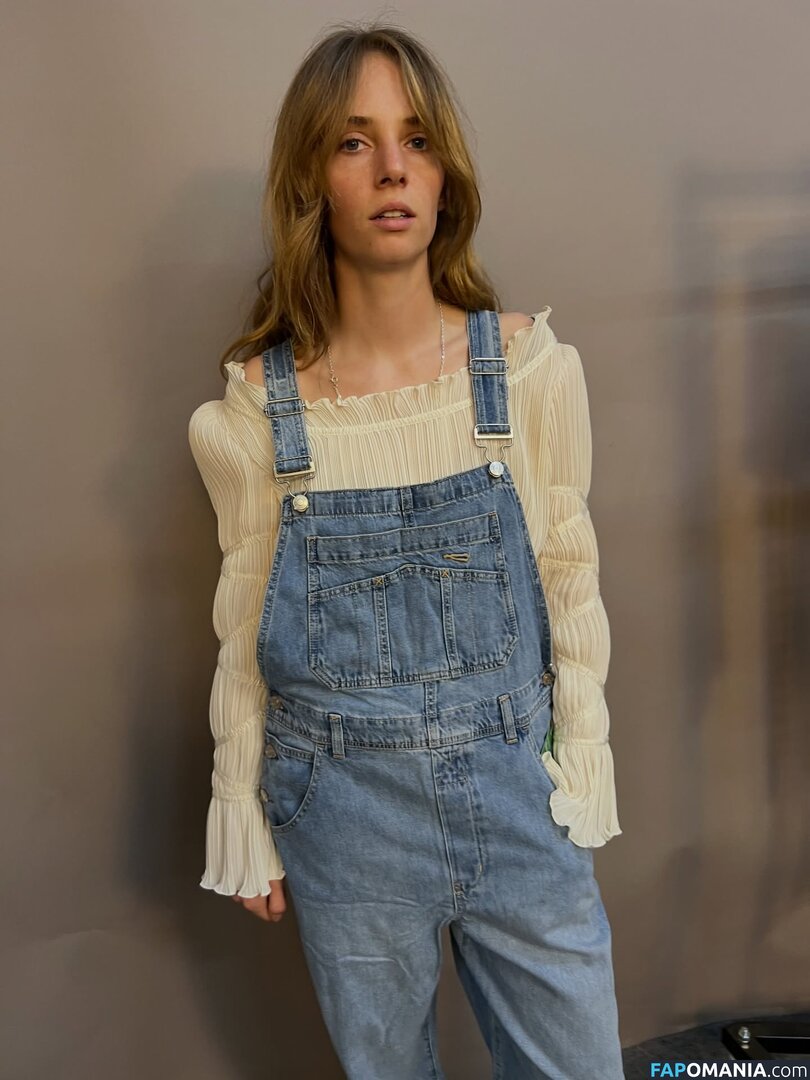 Maya Hawke / maya_hawke / neohawk2 Naakt OnlyFans  Gelekte foto #479