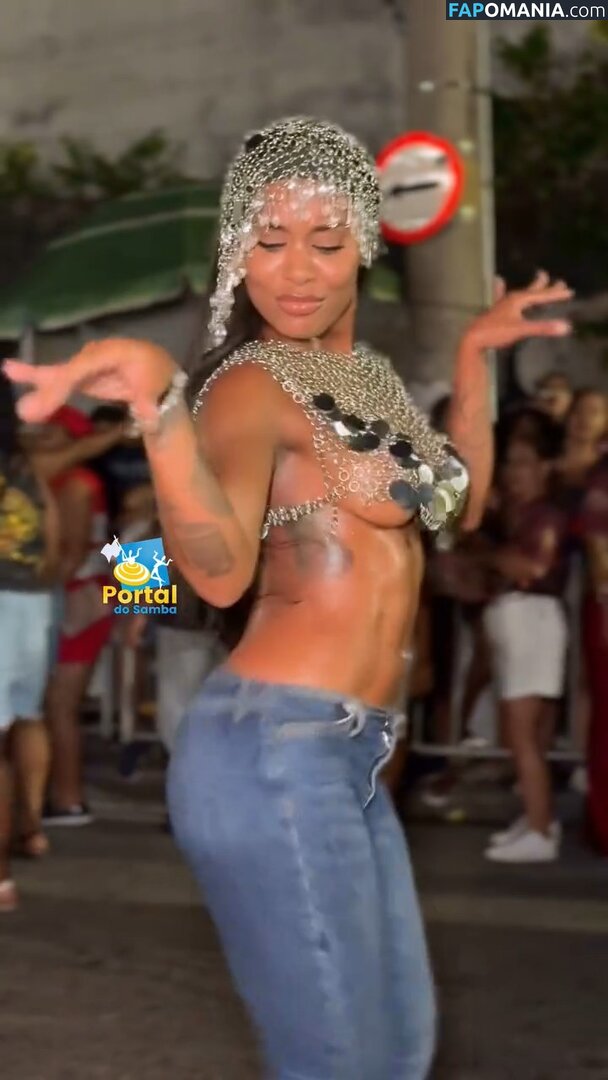 MC Rebecca / rebecca Naakt OnlyFans  Gelekte foto #9