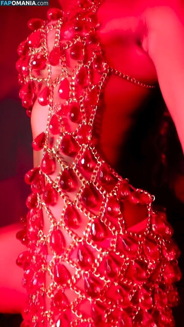 MC Rebecca / rebecca Naakt OnlyFans  Gelekte foto #10