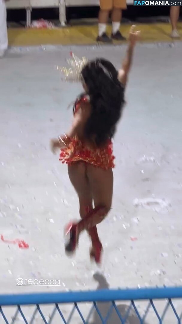 MC Rebecca / rebecca Naakt OnlyFans  Gelekte foto #14