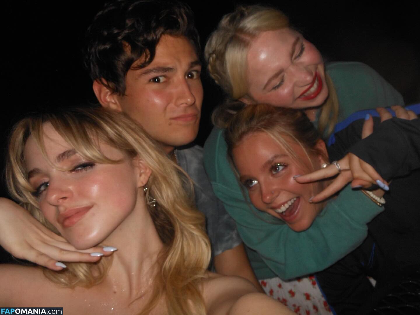 Mckenna Grace / mckennagrace / mckennagraceful Naakt OnlyFans  Gelekte foto #187